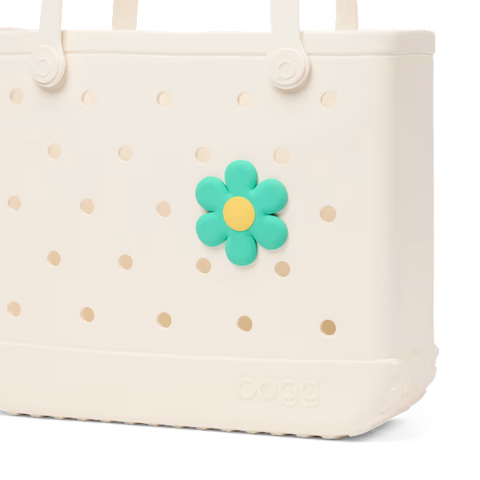 Bogg Bit - Green Daisy